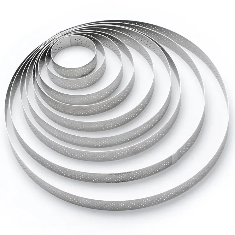 Cerf Dellier Cercle à tarte perforé à bord droit inox H 2 cm De Buyer
