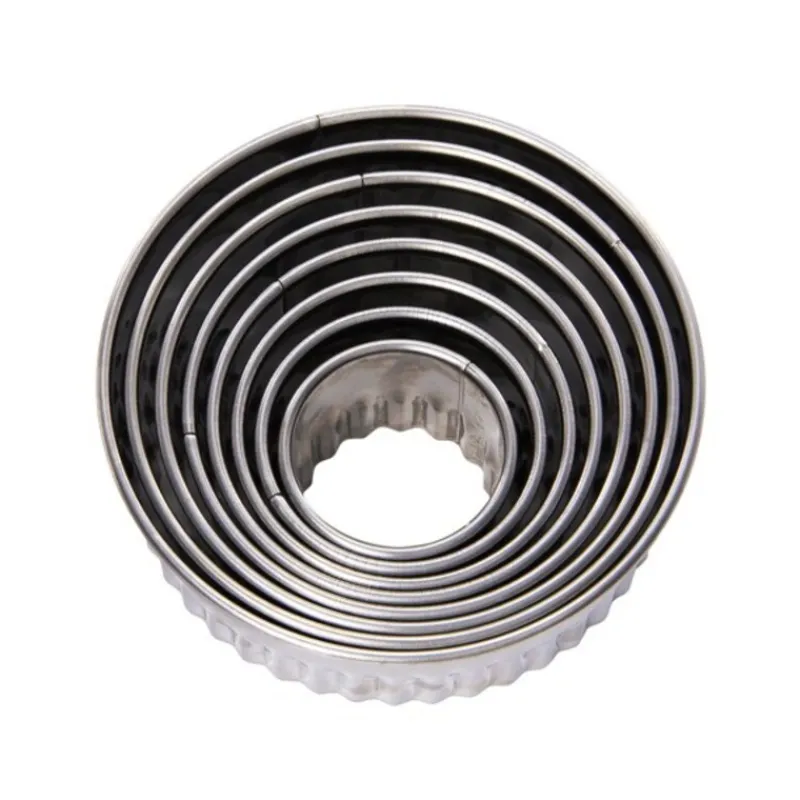 Cerf Dellier Découpoirs ronds cannelés inox (x 8)