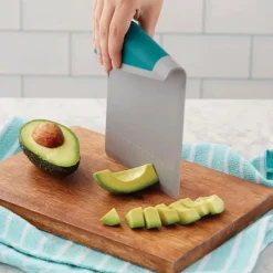 Cerf Dellier Lame à pâtisserie "Cut & Lift" Versa-Tools Wilton