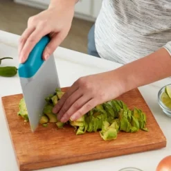 Cerf Dellier Lame à pâtisserie "Cut & Lift" Versa-Tools Wilton