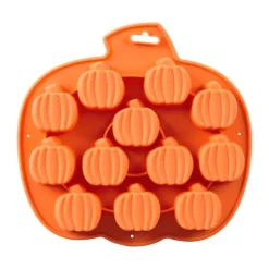 Cerf Dellier Moule silicone 12 citrouilles Halloween Wilton