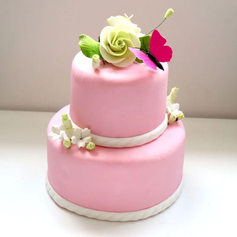 Cerf Dellier Pâte à sucre rose étalée